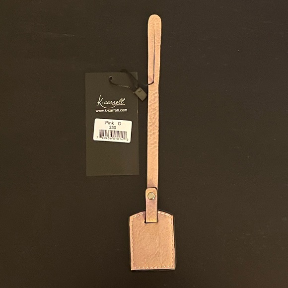 NWT “K•Carroll” Bag Tag,  Monogram Letter "D" Pink Bag Tag with "White" Letter - Picture 2 of 5